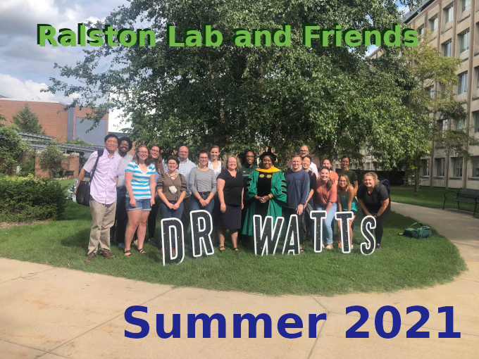 group photo of the ralston lab and friends summer 2021