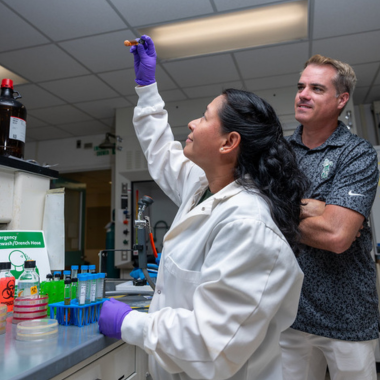 Student and mentor in the lab